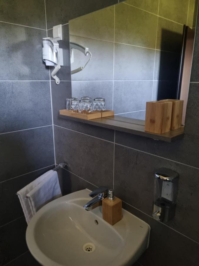 4 Seasons Guest House Rakovica Luaran gambar