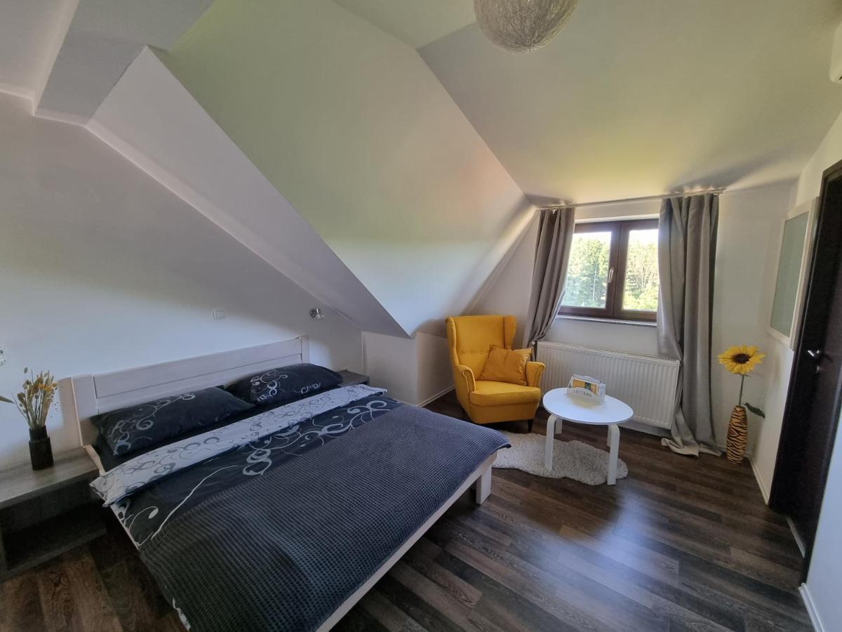 4 Seasons Guest House Rakovica Luaran gambar