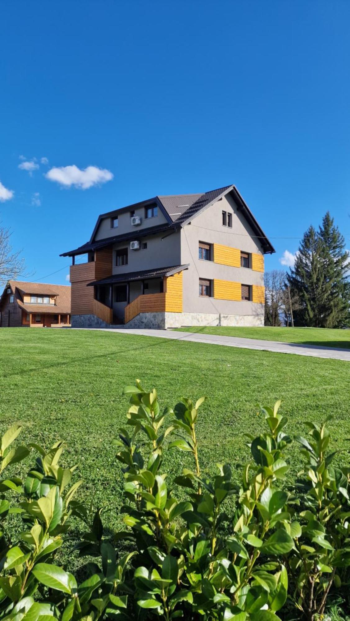4 Seasons Guest House Rakovica Luaran gambar